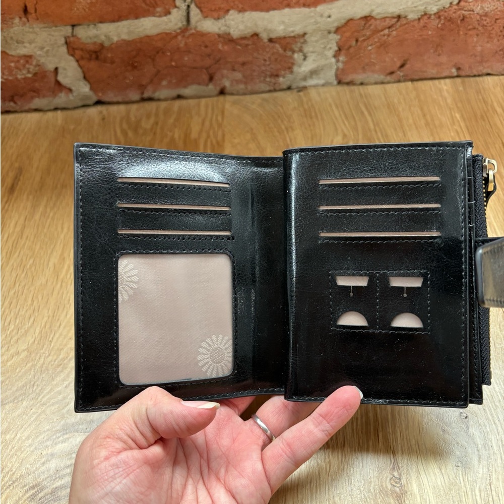 Falan Mule Small Wallet - Picture 5 of 7
